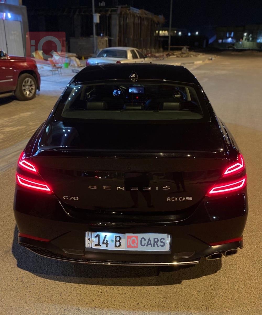 Genesis G70